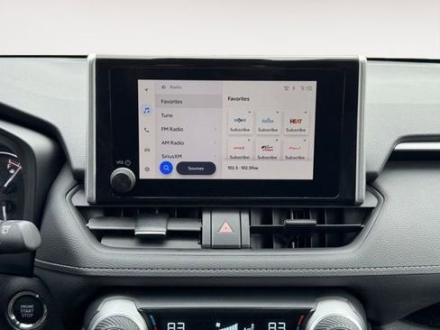 Certified 2025 Toyota RAV4 XLE AWD/4WD image 3