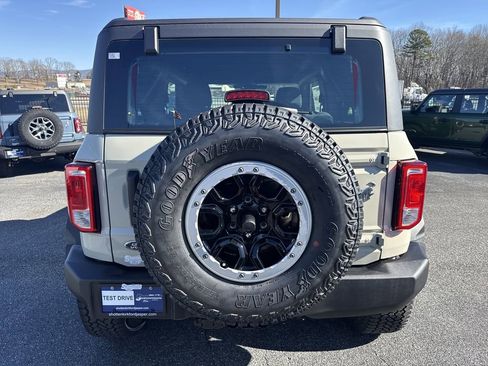 New 2025 Ford Bronco 2-Door w/ Sasquatch Package AWD/4WD image 6