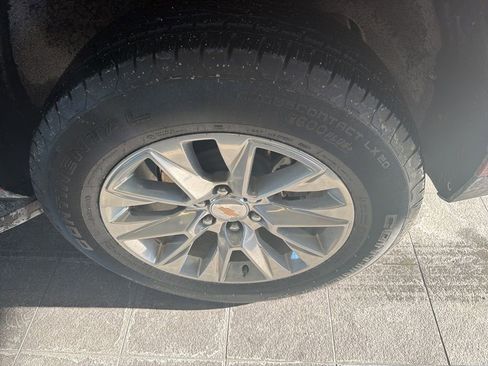 Used 2025 Chevrolet Tahoe Premier w/ Sun And Tow Package image 13