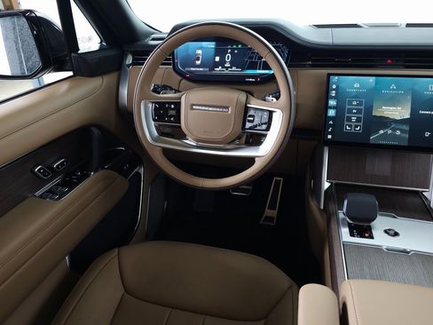 New 2026 Land Rover Range Rover Autobiography image 17