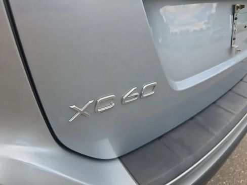 Used 2013 Volvo XC60 T6 AWD/4WD image 11