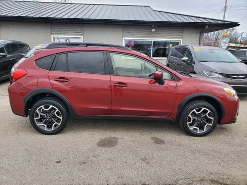 Used 2016 Subaru Crosstrek 2.0i Premium image 7