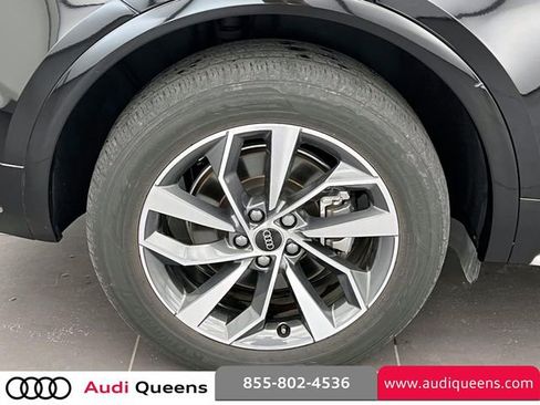 Used 2023 Audi Q5 2.0T Premium Plus w/ Premium Plus Package AWD/4WD image 7