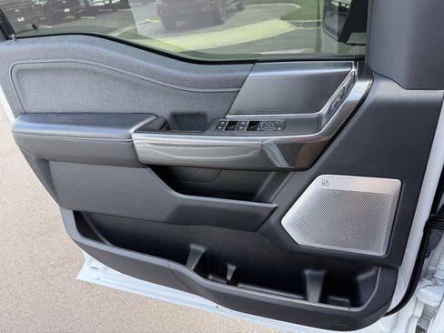 Used 2021 Ford F150 Lariat w/ Equipment Group 502A High image 18