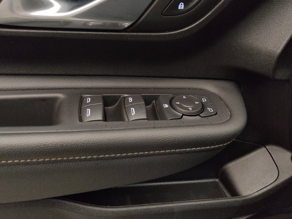 Used 2024 GMC Terrain SLE FWD image 27