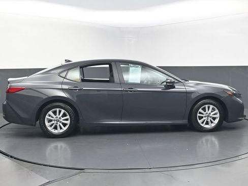 Used 2026 Toyota Camry LE FWD image 11