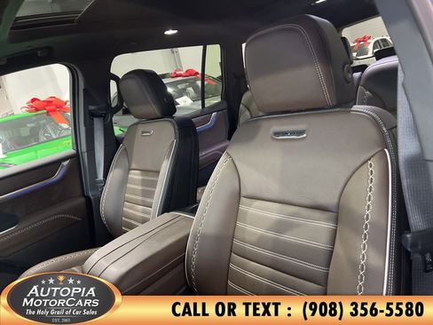 Used 2026 GMC Acadia Denali Ultimate FWD image 11