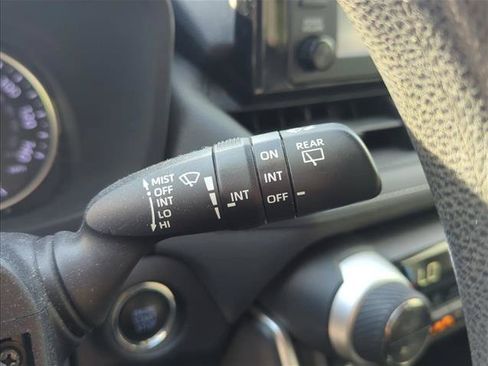 Used 2019 Toyota RAV4 XLE FWD image 15