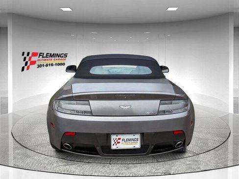 Used 2015 Aston Martin V8 Vantage Roadster image 12