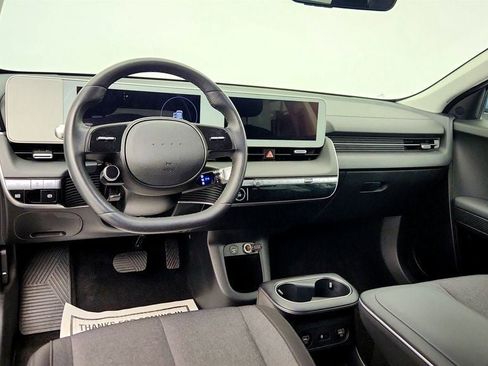 Used 2024 Hyundai Ioniq 5 SEL image 11