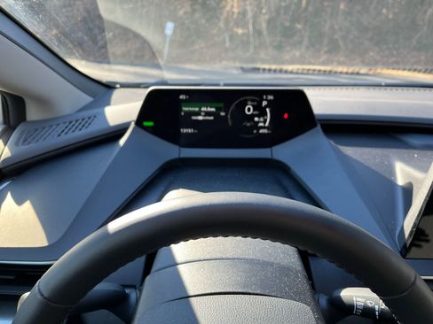 Used 2025 Toyota Prius LE image 28