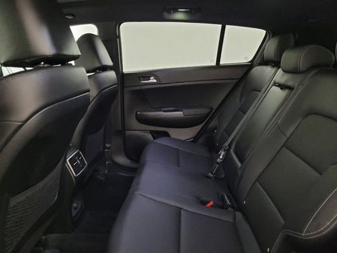 Used 2020 Kia Sportage S w/ S Sunroof Package image 18