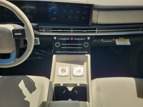 New 2026 Hyundai Santa Fe SE FWD image 24
