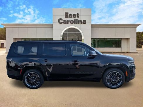 Certified 2025 Jeep Grand Wagoneer Series III w/ Quick Order Packagew 28T AWD/4WD image 2