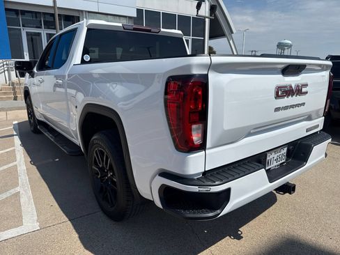 Used 2020 GMC Sierra 1500 Elevation w/ Elevation Value Package RWD image 11