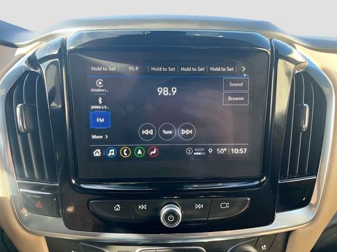 Used 2023 Chevrolet Traverse Premier w/ LPO, 'HIT The Road' Package FWD image 15