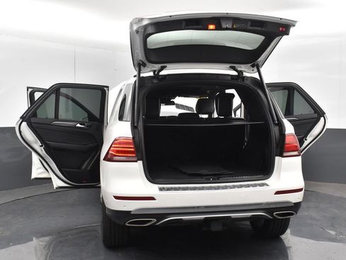 Used 2019 Mercedes-Benz GLE 400 4MATIC w/ Premium 1 Package image 38