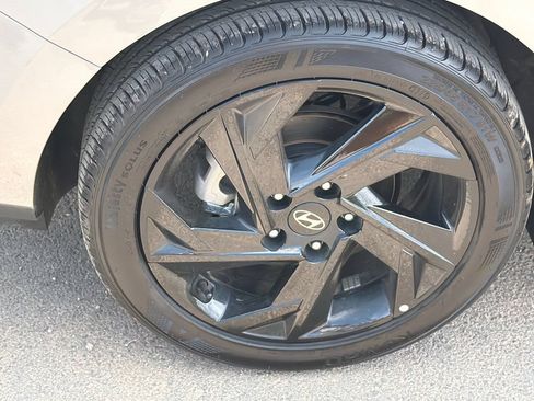 Certified 2026 Hyundai Elantra Sport FWD image 17