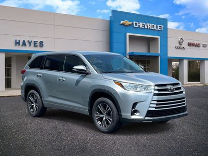 Used 2018 Toyota Highlander LE