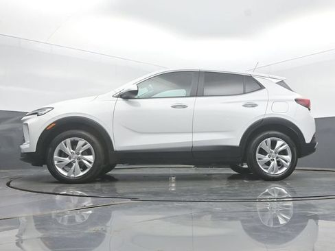Used 2024 Buick Encore GX Preferred AWD/4WD image 45