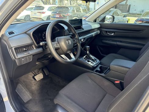 Used 2025 Honda CR-V LX image 2