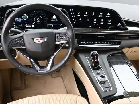 Used 2022 Cadillac Escalade ESV Premium Luxury image 23