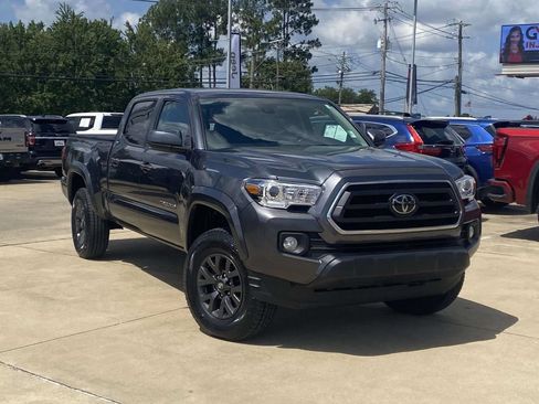 Used 2023 Toyota Tacoma SR5 RWD image 36