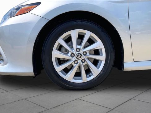 Used 2023 Toyota Camry LE FWD image 10