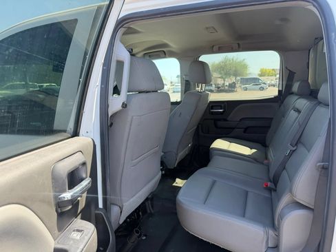 Used 2018 Chevrolet Silverado 1500 W/T w/ Special Service Package AWD/4WD image 24