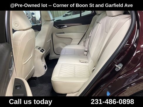 Used 2021 Buick Envision Avenir w/ Technology Package II AWD/4WD image 23