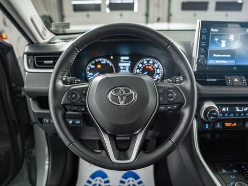 Certified 2022 Toyota RAV4 XLE Premium image 32