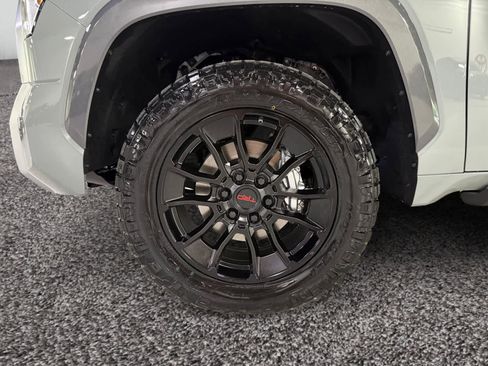 New 2026 Toyota Tundra Limited AWD/4WD image 18