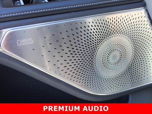 Used 2024 Lincoln Nautilus Reserve w/ Equipment Group 203A image 13