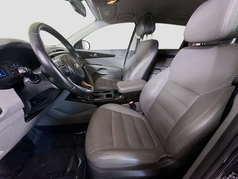 Used 2016 Kia Sorento EX image 19
