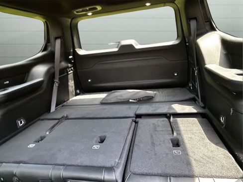 New 2024 Jeep Wagoneer 4WD w/ Premium Group I image 21