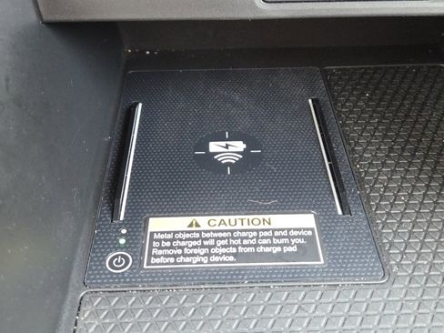 Used 2025 Honda CR-V EX-L image 8