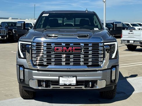 New 2026 GMC Sierra 2500 Denali w/ Denali Reserve Package image 5