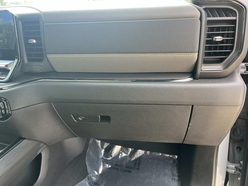 Used 2025 Chevrolet Silverado 1500 ZR2 w/ Technology Package AWD/4WD image 27
