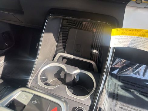 New 2026 BMW X2 xDrive28i w/ Convenience Package AWD/4WD image 23