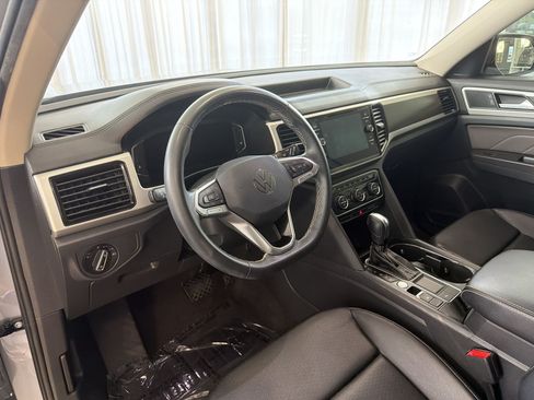 Used 2023 Volkswagen Atlas SE FWD image 4