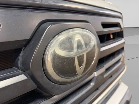 Used 2019 Toyota Tacoma SR w/ SR Convenience Package AWD/4WD image 44