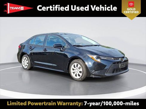 Certified 2024 Toyota Corolla LE FWD image 1