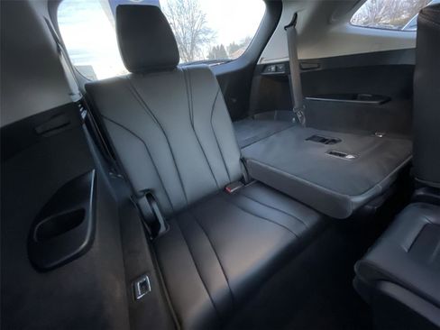 Certified 2025 Acura MDX SH-AWD w/ Technology Package image 24