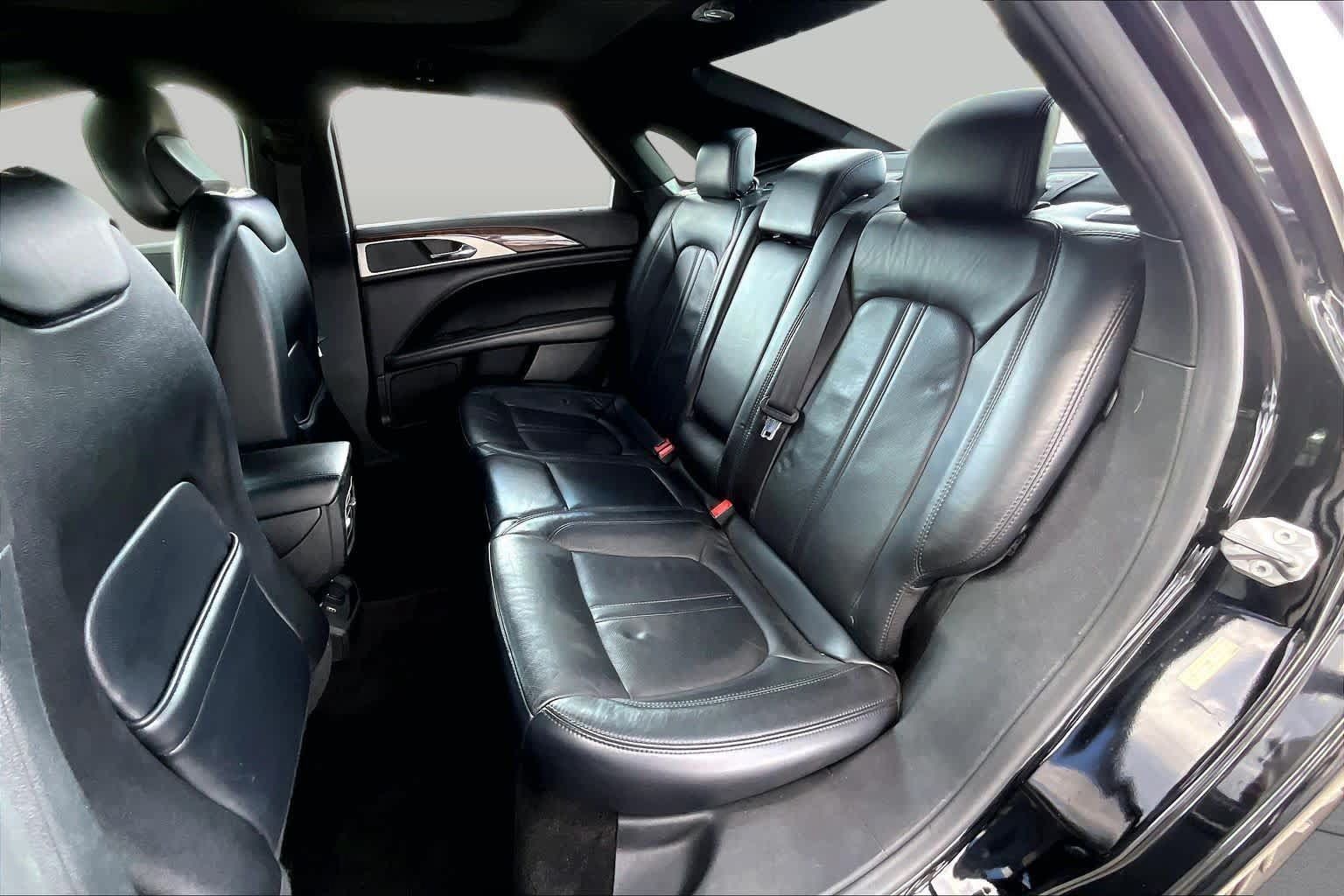 Used 2017 Lincoln MKZ Reserve FWD image 20