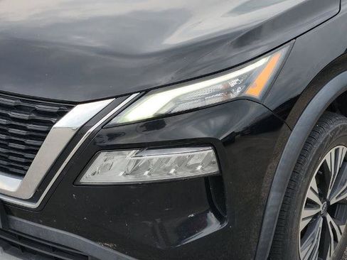 Certified 2022 Nissan Rogue SV FWD image 5