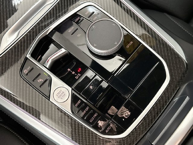 Used 2025 BMW X5 M60i AWD/4WD image 17