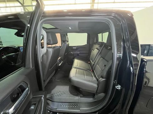 Used 2022 Chevrolet Silverado 1500 LTZ w/ LTZ Premium Package image 18