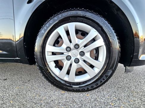 Used 2020 Chevrolet Sonic LT image 32