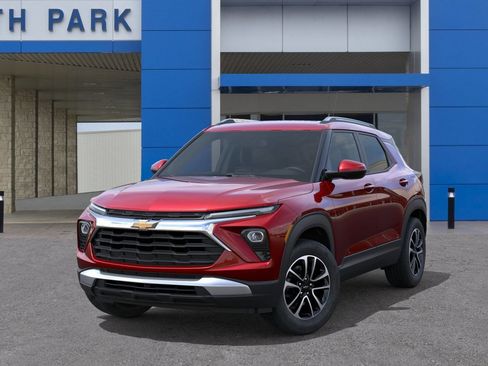 New 2026 Chevrolet TrailBlazer LT w/ Driver Confidence Package FWD image 6
