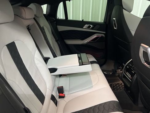 Used 2026 BMW X6 M Competition w/ Executive Package image 20